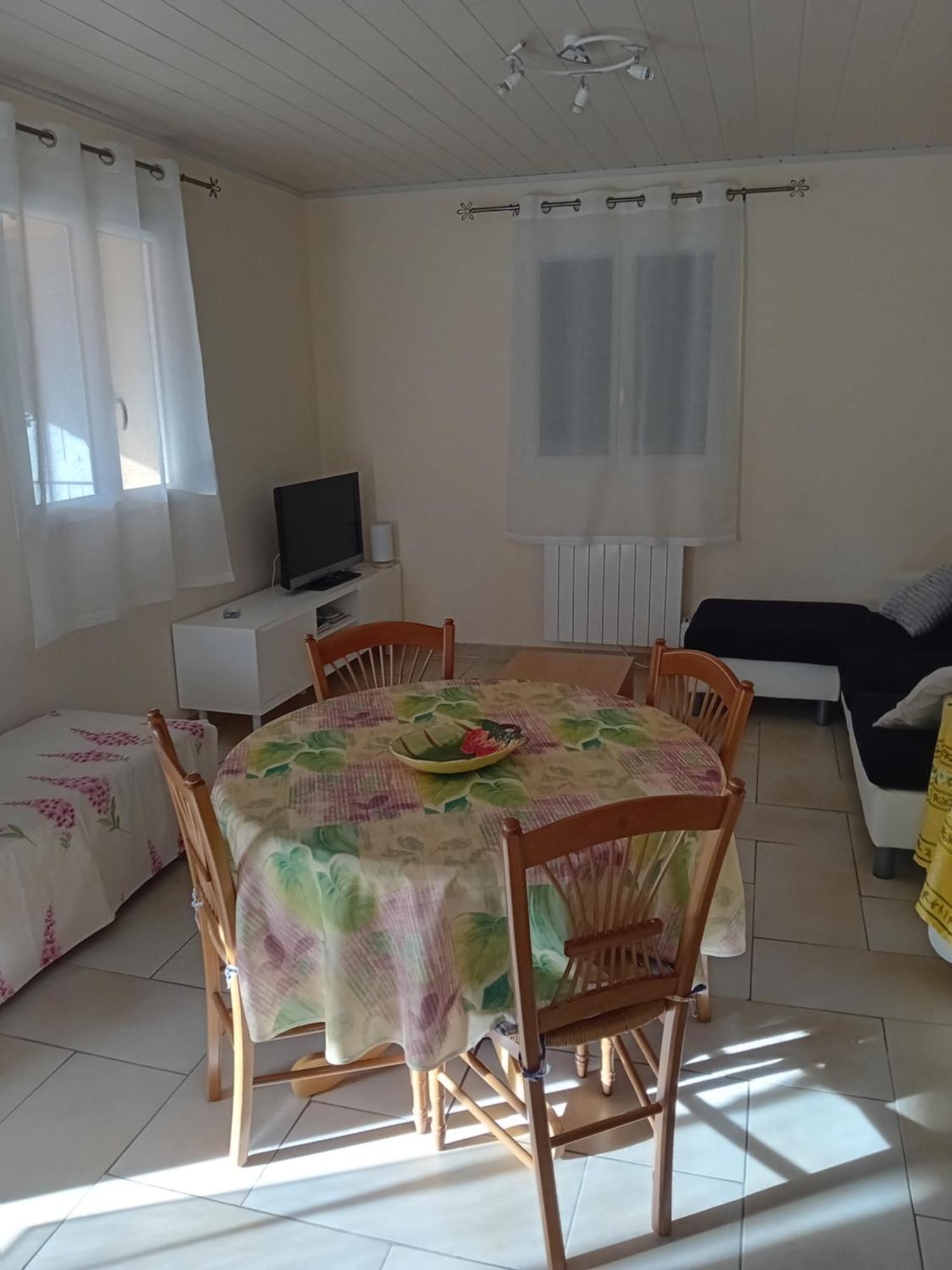 Pavillon Independant 45M2 4 Personnes Apartman Garéoult Kültér fotó